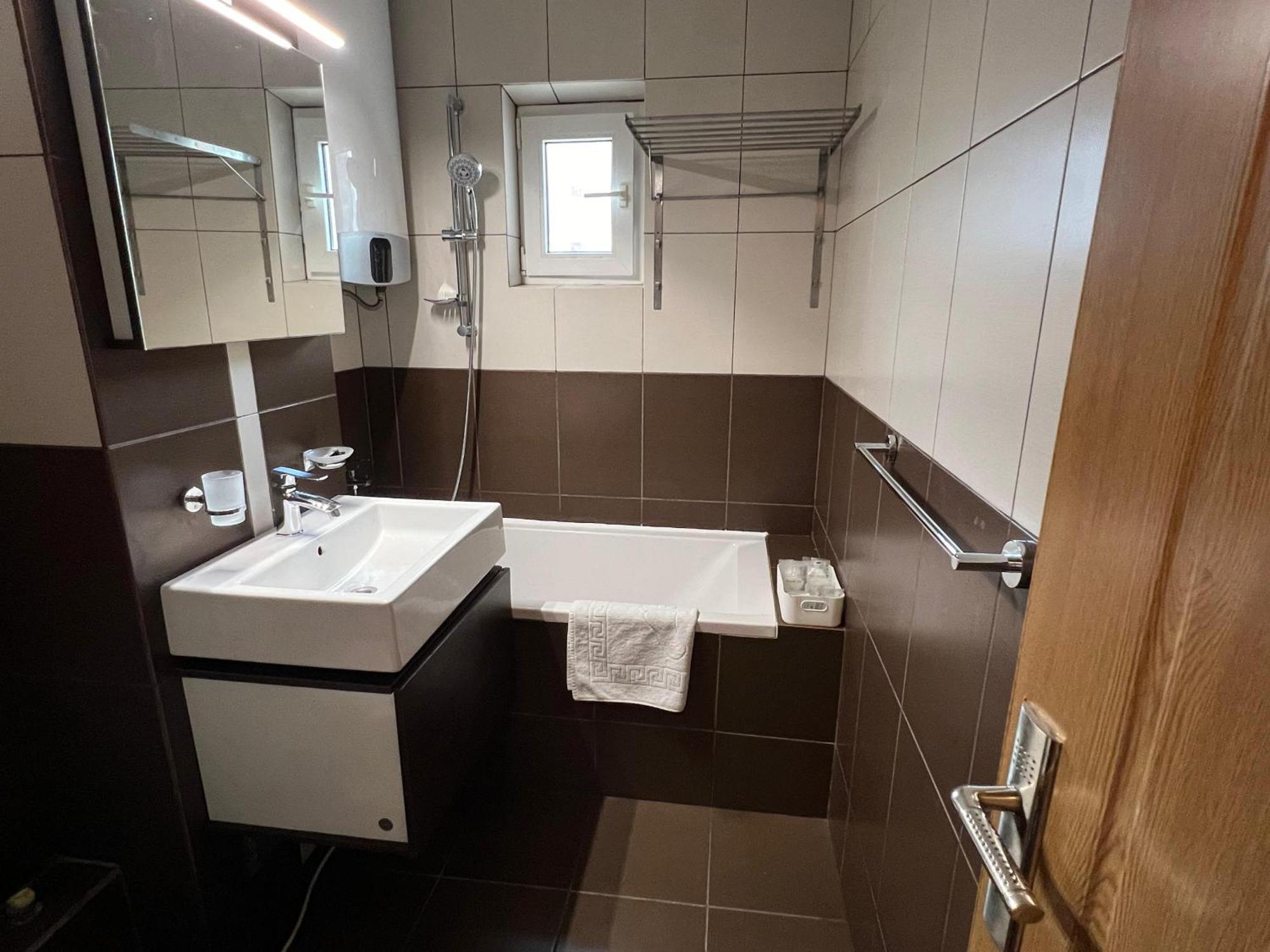 Miva Apartments Mangalia Luaran gambar
